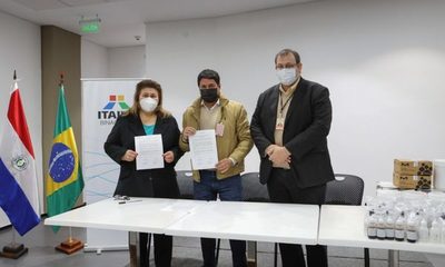 Donan laboratorio móvil e insumos a Erssan