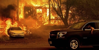 Diario HOY | El gigantesco incendio de California ya ha quemado más de 550 viviendas