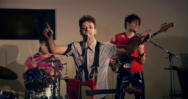 La Nación / Cerati: video inédito en el aniversario de su nacimiento