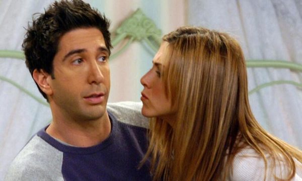 Jennifer Aniston y David Schwimmer desmintieron estar saliendo juntos