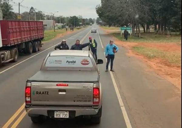 Sojeros rechazan proyecto de ley del flete y piden liberar tránsito en rutas - Nacionales - ABC Color