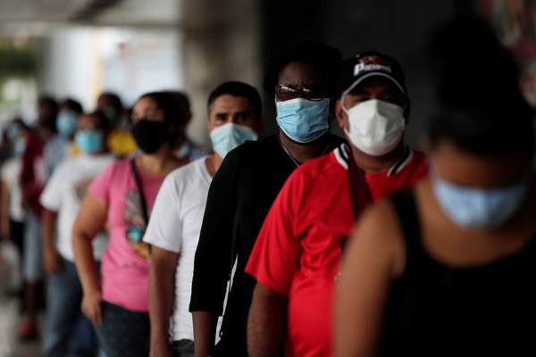 La confianza de los consumidores en reactivación económica cae levemente en Panamá - MarketData
