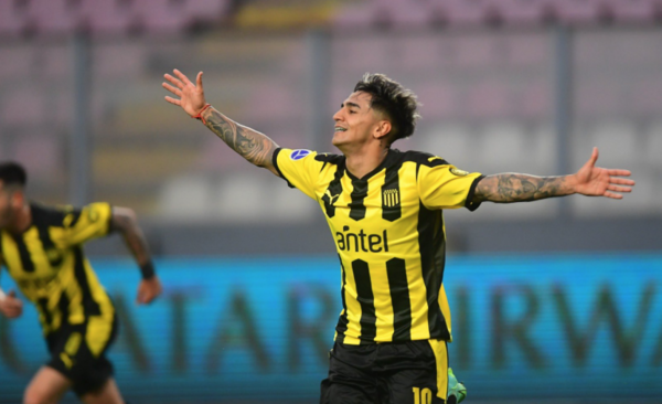 Diario HOY | Peñarol logra un triunfo clave frente a Cristal en la Sudamericana