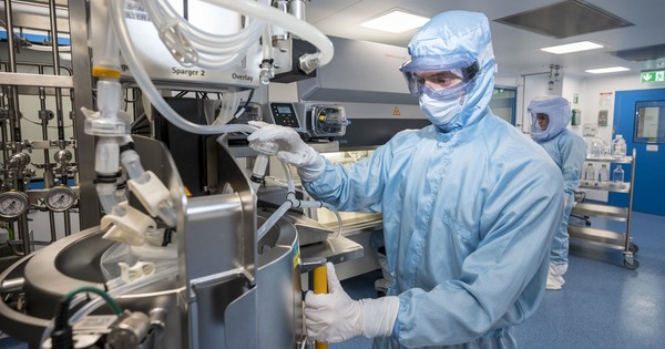 La Nación / Pfizer y BioNTech hacen pruebas de una vacuna contra la variante Delta