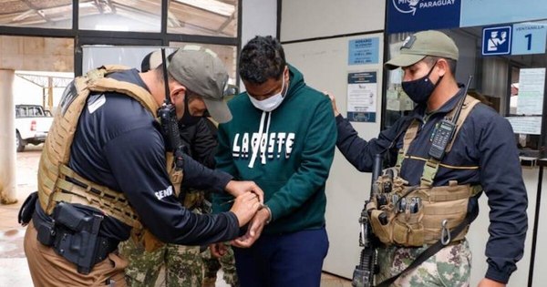 La Nación / Expulsan a peligroso criminal brasileño