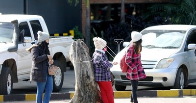 La Nación / Jueves frío a fresco y lluvias dispersas