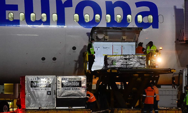 Paraguay recibe nuevo lote de 99.600 vacunas de Moderna donadas por Catar - OviedoPress