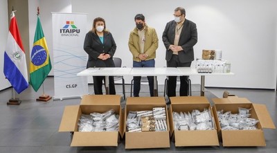 Erssan recibió lote de insumos y laboratorio móvil por parte de la Itaipu | .::Agencia IP::.