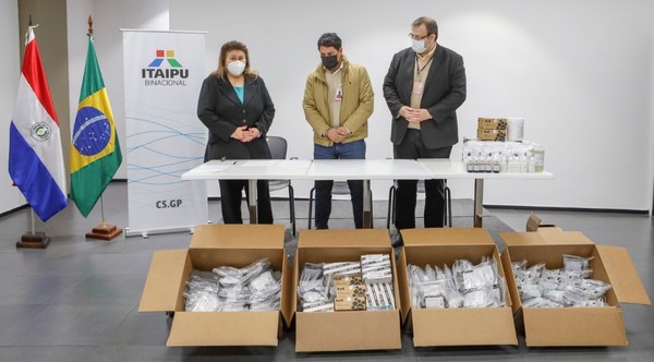 Erssan recibió lote de insumos y laboratorio móvil por parte de la Itaipu | .::Agencia IP::.