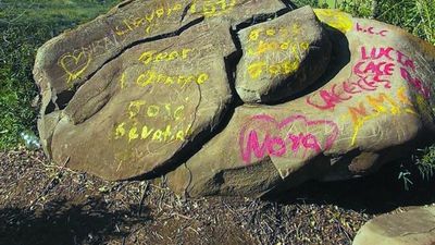 Cerro Amor, limpio de escritos de enamorados