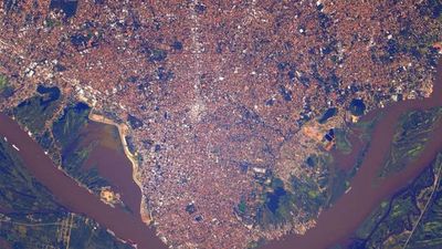 Astronauta capta imagen de Asunción desde el espacio