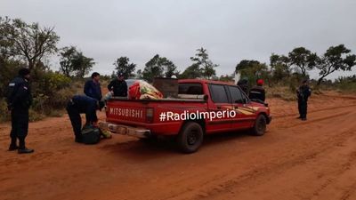 Recuperan camioneta robada y detienen a dos personas