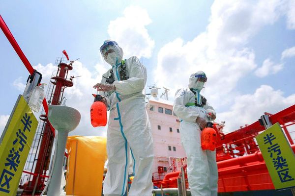 China cierra puerto de carga clave por casos de covid - Mundo - ABC Color