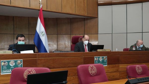 Senadores también pretenden participar en visita de Gafilat