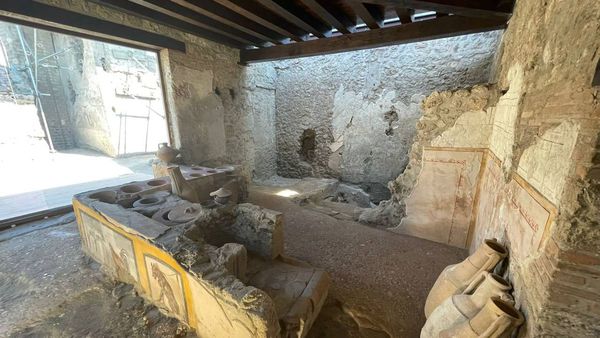 Abre al público el puesto de comida rápida de casi 2.000 años