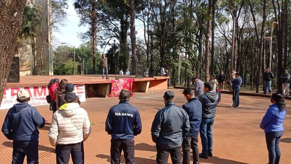 CDE: Funcionarios de Comuna se movilizan contra despidos