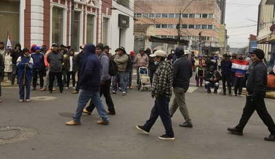 Campesinos se retiran de Asunción tras acuerdo con el MAG - Noticiero Paraguay