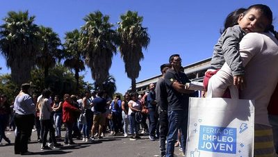 Desempleo y educación, las principales deudas con los jóvenes del mundo