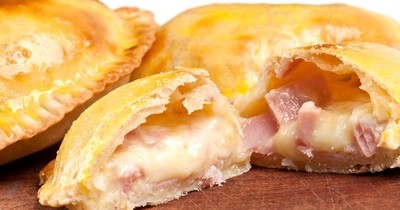 La Nación / ¡El combo que alborotó las redes!: empanada, gaseosa y helado a G. 50 mil