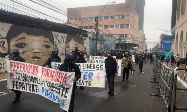 Campesinos empiezan a abandonar Asunción