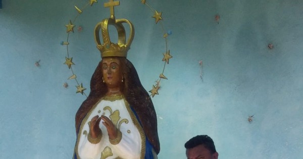 La Nación / Artesano horqueteño revoluciona el arte de la escultura sobre madera en Pedro Juan Caballero