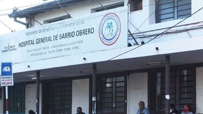 Un hombre clama por una cama de Terapia Intensiva para su esposa