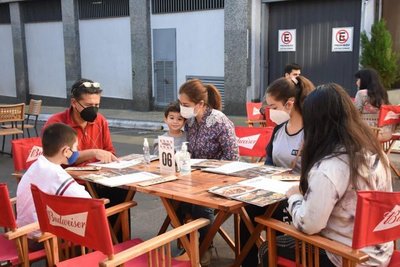 Movimiento de los restaurantes mejoró levemente en comparación a meses atrás
