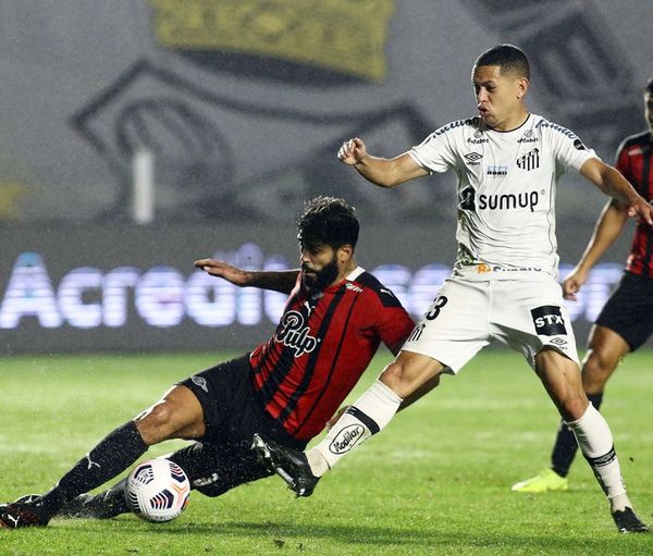 “Resbalón” de Libertad - Fútbol - ABC Color