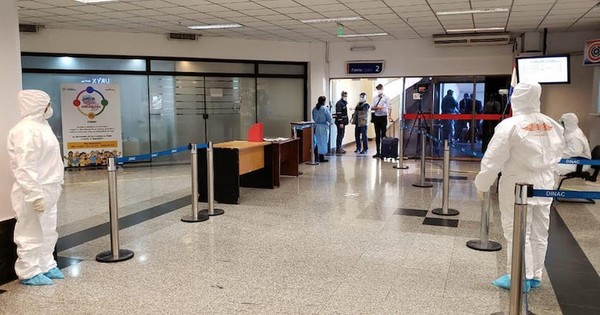 La Nación / Dinac pedirá levantar la cuarentena para los pasajeros aéreos