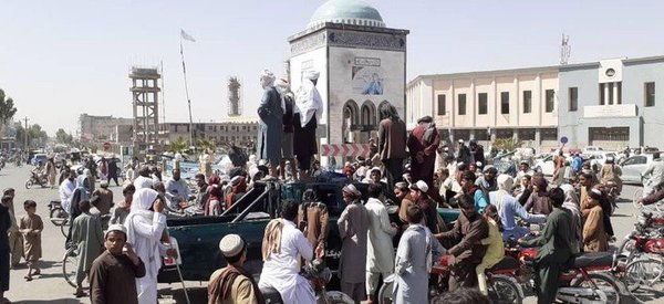 Afganistán: los Talibán están a 80 km de Kabul, toman tres ciudades más y la gente huye en pánico - ADN Digital