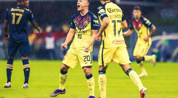 Sánchez se manda un golazo para el América