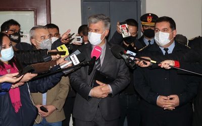 Convencionales colorados exigen que el ministro del Interior, Arnaldo Giuzzio, renuncie a su cargo - ADN Digital