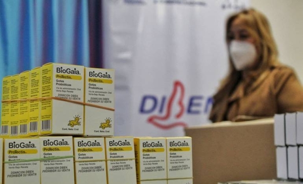 Diario HOY | Diben entrega importante lote de fármacos al Hospital de Clínicas