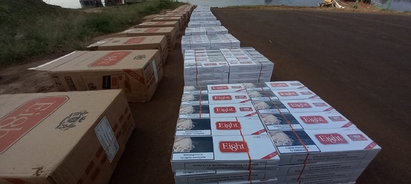 Itapúa: Incautan 18.000 cajetillas de cigarrillos a orillas del río Paraguay