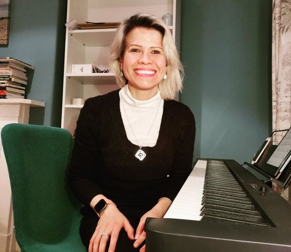 Cantante esteña diserta esta noche sobre canción popular paraguaya - La Clave