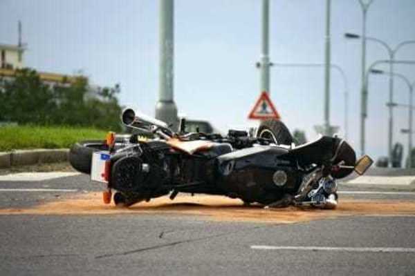 Choque entre bus y motocicleta deja una fallecida en Presidente Franco