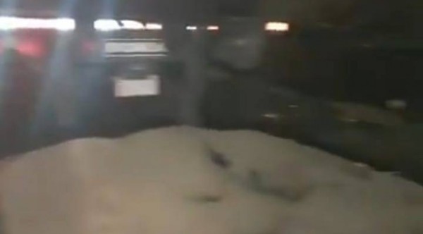 Piqueteros secuestran camión y derraman en ruta todo el arroz que transportaba - ADN Digital