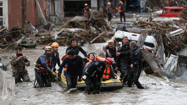 Las inundaciones en el norte de Turquía dejan al menos 27 muertos – Prensa 5