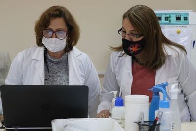 Investigadora paraguaya pone foco para estudiar enfermedades transmitidas por insectos vectores - Ciencia - ABC Color