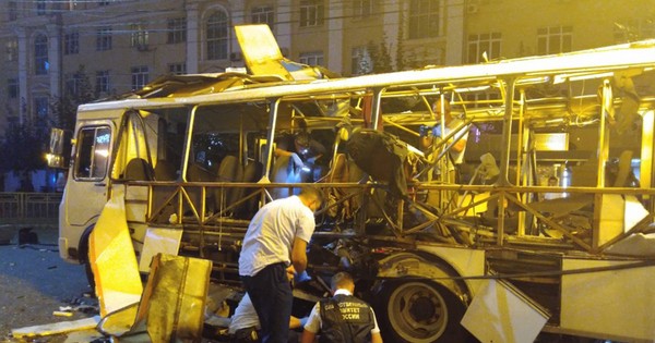 La Nación / Explosión de un bus en Rusia deja 2 muertos y 17 heridos