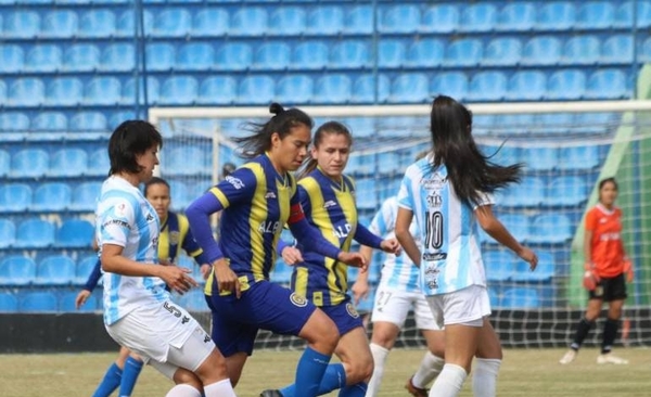 Diario HOY | Capiatá es líder y ahora espera el clásico