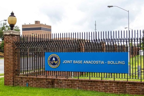Base militar de EEUU se blinda por la presencia de posible intruso armado