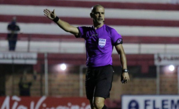 Diario HOY | Paranaense y Liga de Quito serán arbitrados por Eber Aquino