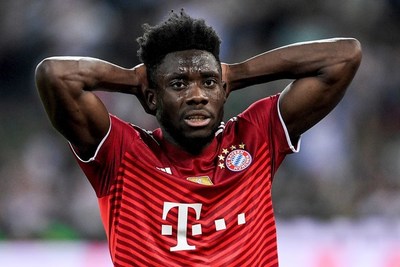Bayern Múnich sufre y empata en el arranque de la Bundesliga