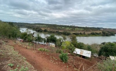 Una veintena de “sintechos” invade terreno en Pdte. Franco