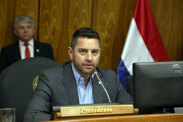 Convencionales de ANR a Alliana: "Es momento de que Giuzzio debe irse" - ADN Digital