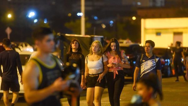 Advierten que dejar el uso de mascarillas podría desatar tercera ola de Covid-19