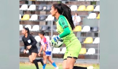 Crónica / PATRICIA LÓPEZ, EL TALENTO FUTBOLERO HEREDÓ DE SU MADRE