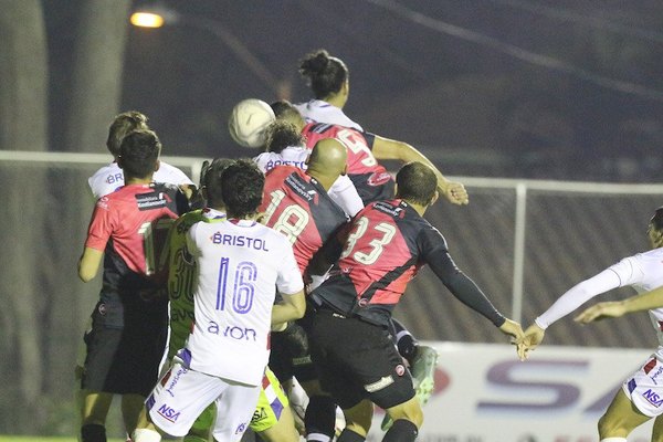 Crónica / El gasto fue del Trico, pero lo gozó el Kelito
