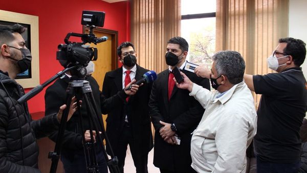 Nenecho insiste en contar con ley de capitalidad